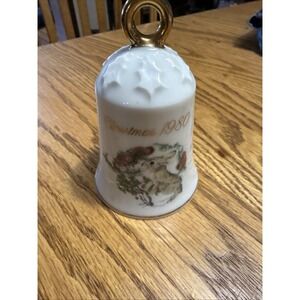 Christmas Bell Designers Collection Winter Wonders, Rabbit Porcelain 1980 Japan